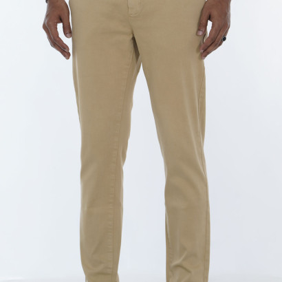 Men's Slim-Fit Flat-Front Chino Pant